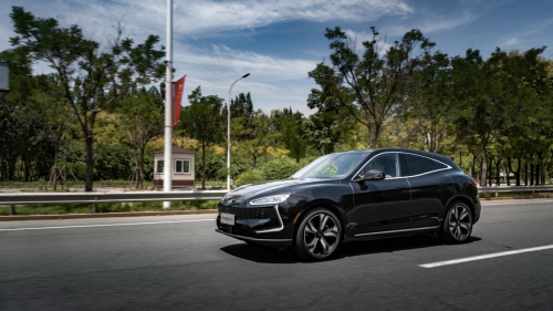赛力斯华为智选SF5——颠覆认知的新能源汽车