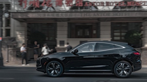 赛力斯华为智选SF5——性能强大