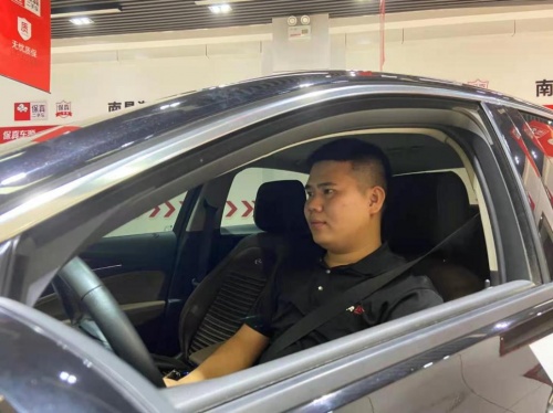 淘车二手车南昌店专业服务，助力两兄弟先后购入爱车