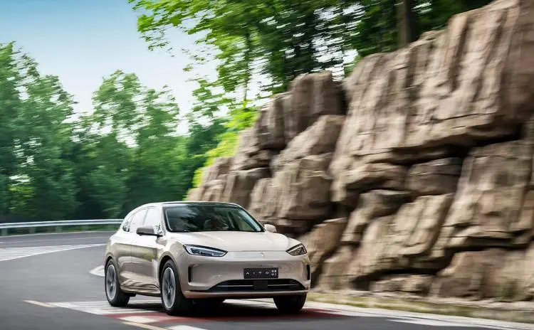 只选对的，不选贵的，问界M5 EV、极氪001、Model Y选哪个？